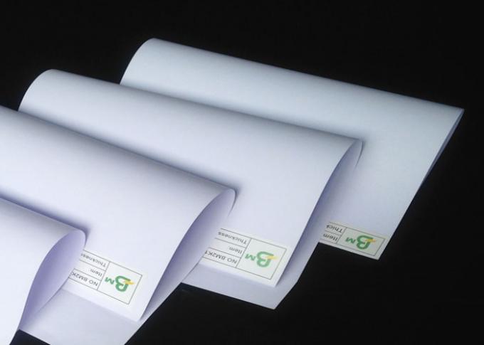 papier excentré blanc de 55gsm 60gsm FSC et ordonné approuvé pour le papier de bureau en feuilles