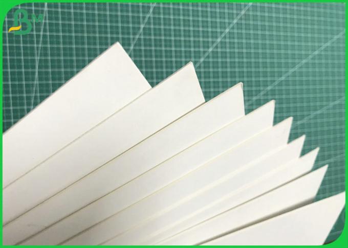 panneau de carte 1.8mm blanc de côté de double de couleur de 1mm 1.2mm 1.5mm pour des boîtes de paquets