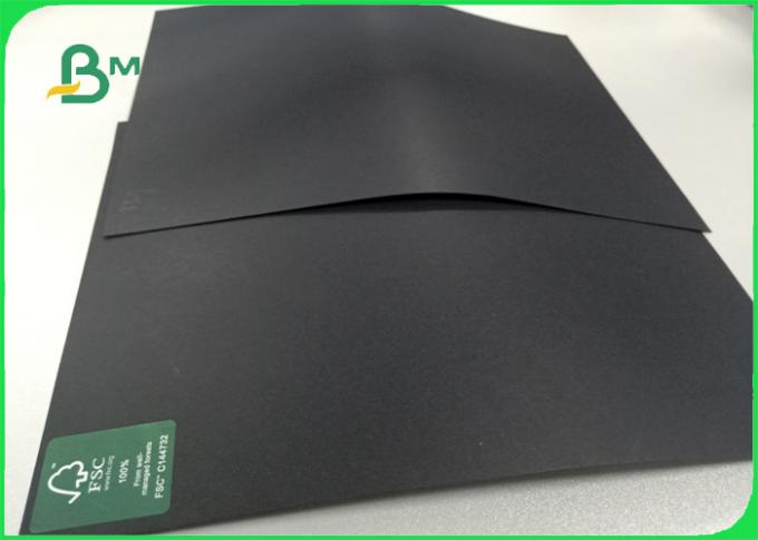 Réutilisez la pulpe 300 - carton dur de bon de la traction 400gsm noir de rigidité pour le calendrier de bureau