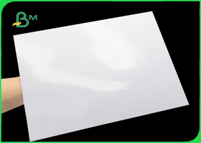 papier brillant de photo de jet d'encre de 200gsm 230gsm A4 4R pour l'image d'espace libre de publicité