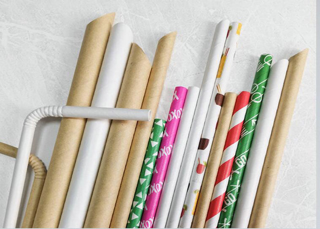 FDA a certifié 60g 15mm Brown Straw Paper Rolls Grade aa en tant que matériel potable