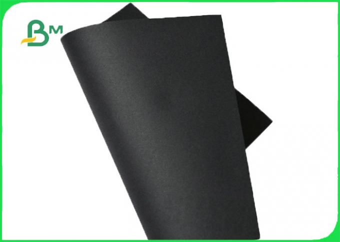carton de noir de 110gsm 150gsm 180gsm pour la rigidité de travaux forcés d'emballage cadeau