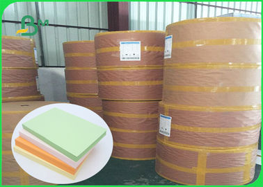 Couleur de papier colorée pure d'impression offset verte de pâte de bois de FSC indiquée 70CM 100CM