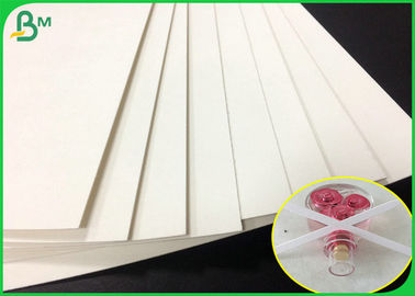 feuille blanche de papier réactif de parfum de couleur d'épaisseur de 0.7mm avec l'absorbant fastly