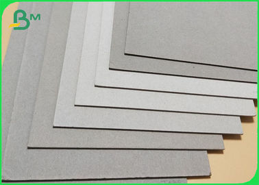 Évaluez un carton gris d'attache de livre pour des boîtes de carton d'emballage de cadeau