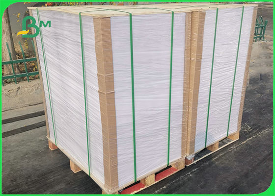 papier d'emballage blanc de 70gsm Papier d'emballage pour le paquet 700 x 1000mm étanches à l'humidité de pain