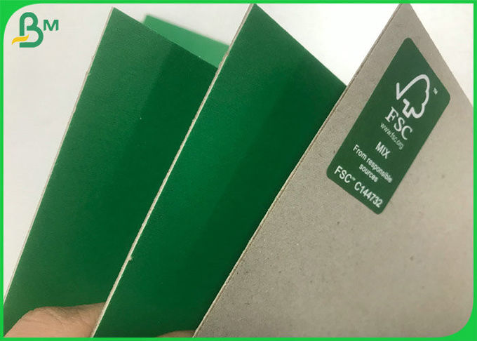 Le carton gris monté vert durable de papier réutilisé par 1.8mm de 1.5mm couvre 70 * 100cm