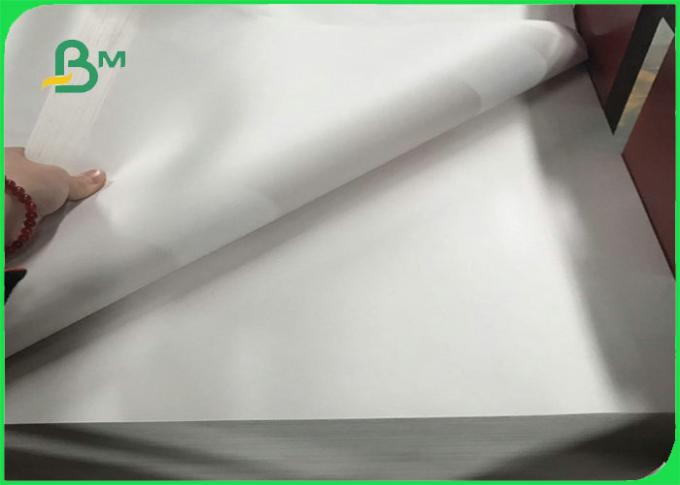 Intense luminosité papier d'emballage de papier journal de 48,8 GM/M pour la magazine dans les bobines