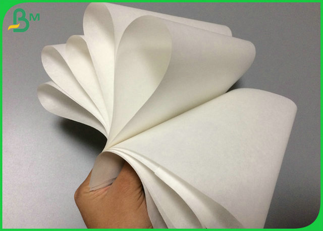 papier blanc étanche à l'humidité de 30g 40g MG emballage pour le matériel de sacs en papier