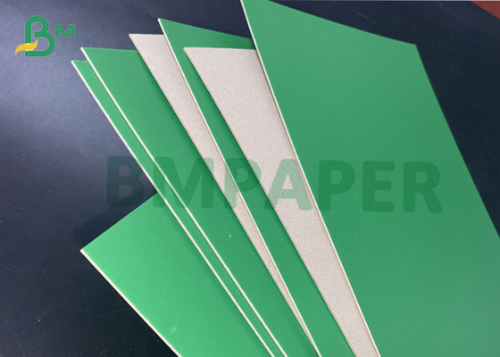cartons laqués verts C1S Grey Cardboard Stiffness Offset Paper de 2mm