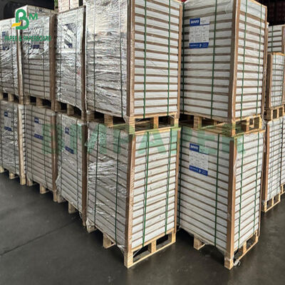 100 gm 130 gm 70 x 100 cm revêtement 1 côté papier métallique argenté pour emballage