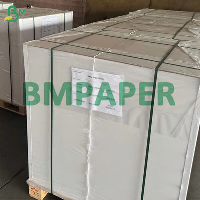 feuilles de papier d'annuaire de 19lb 28gsm pour le livre fait, haut blanc 31" x 43" papier d'impression