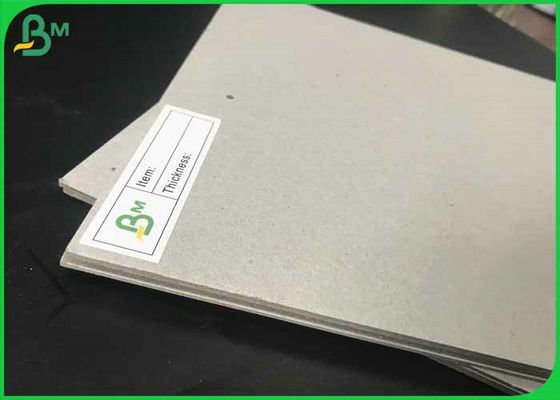 Papier gris recyclé de carton gris de pulpe 70*100cm 1mm 1.5mm 2mm feuilles de carton gris pour l'emballage