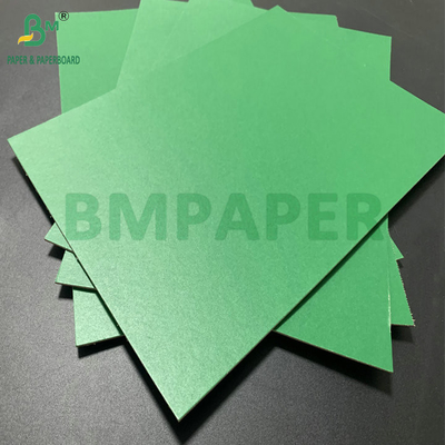 1.1mm 1.2mm Vert revêtu Laqué Rigidité Carton gris arrière Carton dur