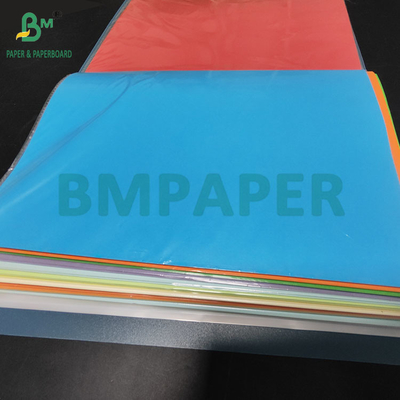 110 gm 150 gm Coloris de papier bristol pour le bricolage 700 x 1000 mm Bonne capacité d'impression