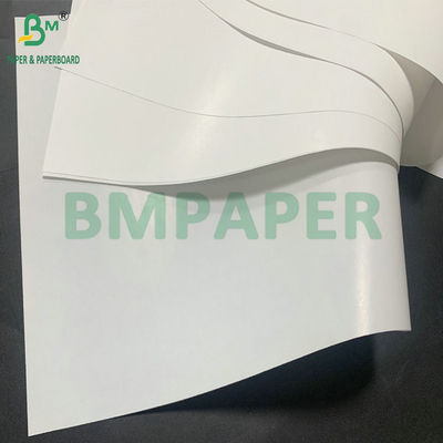 Papier imprimable revêtu de 60 gm 65 gm doux brillant et léger pour l'emballage des cadeaux de Noël