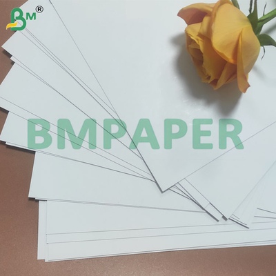280 GSM Feuille de papier à l'épreuve de la lumière pour cartes à jouer