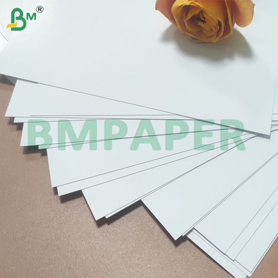 280 GSM Feuille de papier à l'épreuve de la lumière pour cartes à jouer
