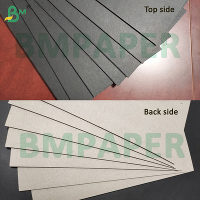 Ultra rigidité 2,0 mm Noir Couleur Blanc Couleur Laminé Board Avec dos gris