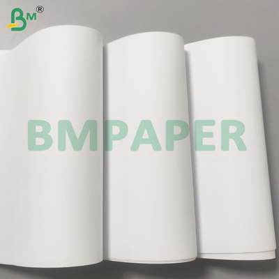 Feuilles de papier d'impression offset non recouvertes avec une bonne absorption d'encre