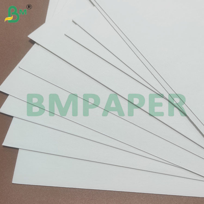 Des feuilles de papier absorbant, résistant à la chaleur, durable
