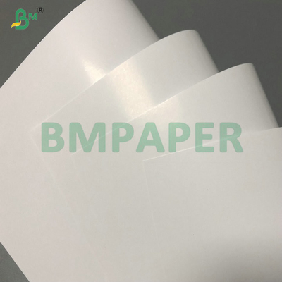 70 g de papier C1S recouvert d'un côté et très brillant pour étiquettes autoadhésives