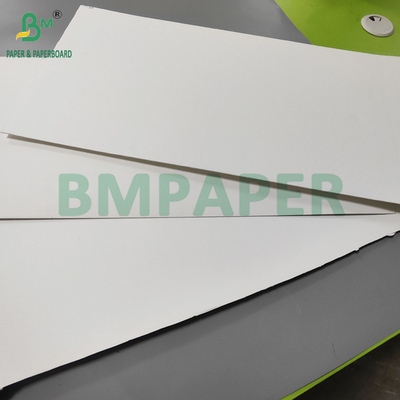 120+120+120g feuilles de carton ondulé blanc pour revêtement cosmétique 30" x 40"