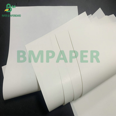 65 gm 70 gm Résistant à l'eau Résistance à l'humidité Papier brillant mono-couché Pour étiquette de bouteille de bière