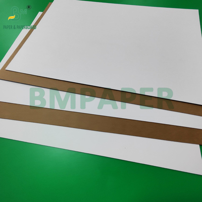 0.7mm 590gm Carton Kraft blanc pour produits électroniques Package 79 x 109cm