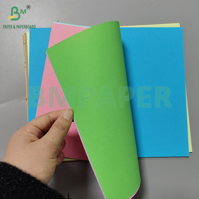 230gm 120gm Carton de papier à couleur pour la fabrication de produits d'art et d'artisanat