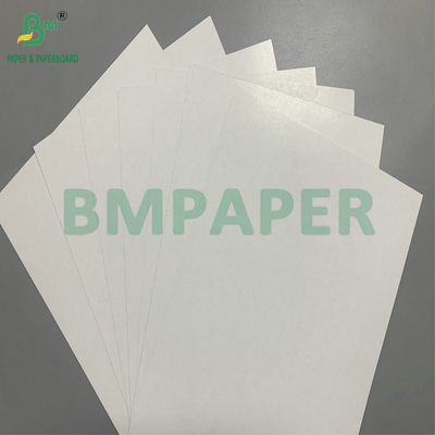 310g 320gm Deux côtés Papier de cartes à jouer recouvert de blanc Noir noyau Noyau bleu