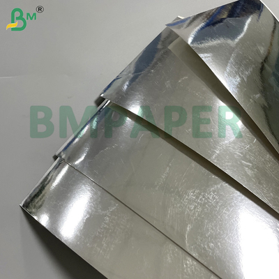 230 grammes de carton argenté brillant haute rigidité résistance au pliage et aux rayures pour les cartes de voeux d'emballage de luxe
