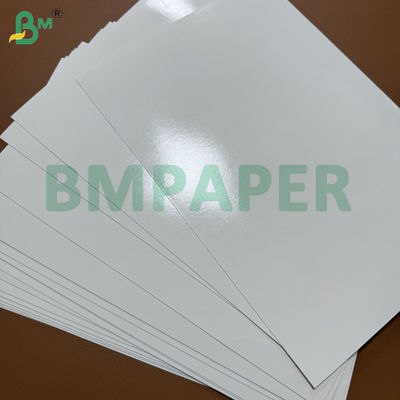 Papier cartonné 230 g/m² + revêtement PE simple face 15 g/m² Feuilles 60 x 40 cm