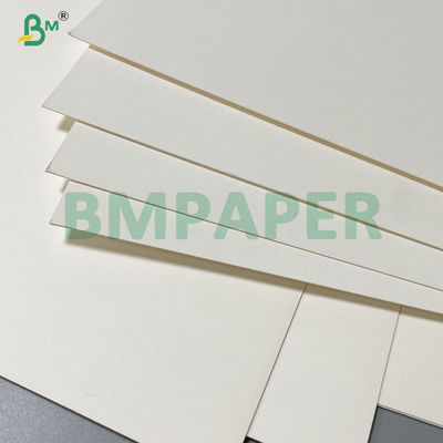 240 grammes + 20 grammes de papier de base en rouleau recouvert de PLA biodégradable