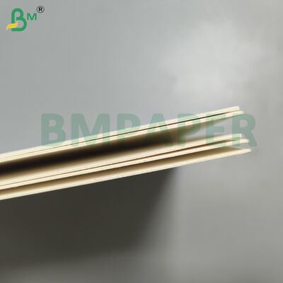 Plaque de pâte à pâte très absorbante 0,4-2,0 mm Pour le tapis de bière Plaque blanche naturelle