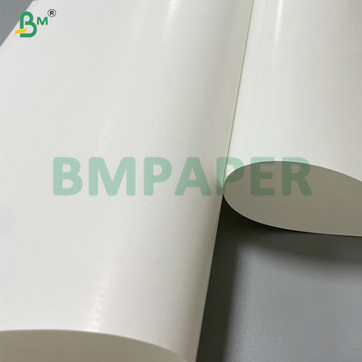 Super blanc 70gm Adhésion à l'encre Papier résistant à l'humidité Pour les boîtes à aliments Étiquettes 32*47cm En feuille