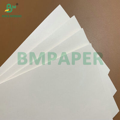 0.6mm 0,7mm 420*620mm Papier à sous-vêtements à haute absorption pour la fabrication de tapis de boisson