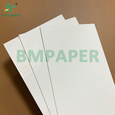 Carton blanc laminé double face de 1 mm et 1,5 mm pour boîtes cadeaux rigides et couvertures de livres