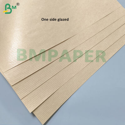 Papier kraft à côtes brunes vitré à la machine pour sacs et enveloppes