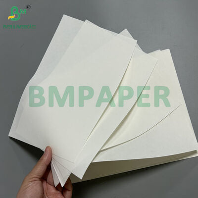150 gm 180 gm Papier kraft blanc non revêtu pour sacs de magasinage 90 cm 100 cm bobine