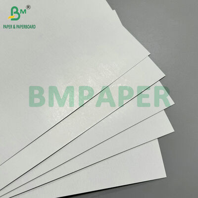 Papier de carte à jouer du noyau noir 310gsm 320gsm de rigidité élevée d'épaisseur pour des fabricants de jeu de société