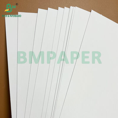350 gm 400 gm Impression offset douce blanche épaisse en carton non recouvert 28 x 40
