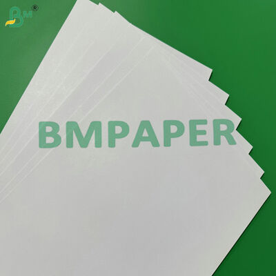 Papier offset non recouvert à haute capacité d'impression, excellente résistance à la surface, 70 g pour la fabrication de rubans adhésifs
