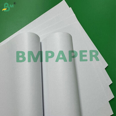 Papier offset non recouvert à haute capacité d'impression, excellente résistance à la surface, 70 g pour la fabrication de rubans adhésifs