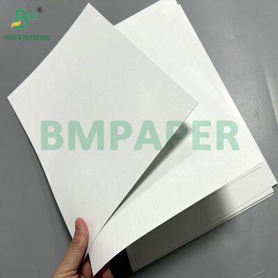 Papier à noyau bleu gaufré 280 g/m², 300 g/m², 320 g/m² pour cartes à jouer 95 x 130 cm