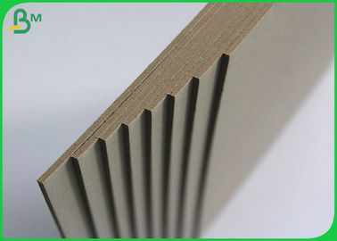2.2mm 2.4mm feuilles de carton gris adiabatique Taille personnalisée pour l'emballage de feuille