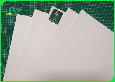 16lb 20lb 24lb Papier à caractère obligataire pour documents 61 * 86cm Bon effet d'impression