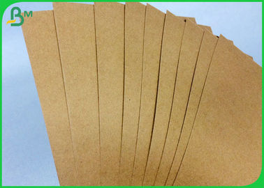 160GSM Bonne qualité Carton Kraft de couleur brune pour la fabrication de boîtes de rangement