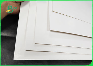230 - 350 gm Carton pliable / papier revêtu C1S 645 * 920 mm