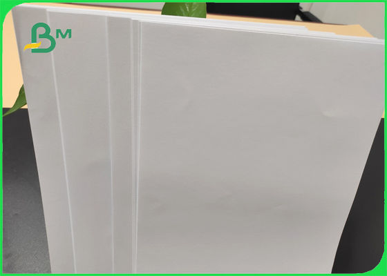 Feuille de papier sans bois blanche non recouverte de 140 gm